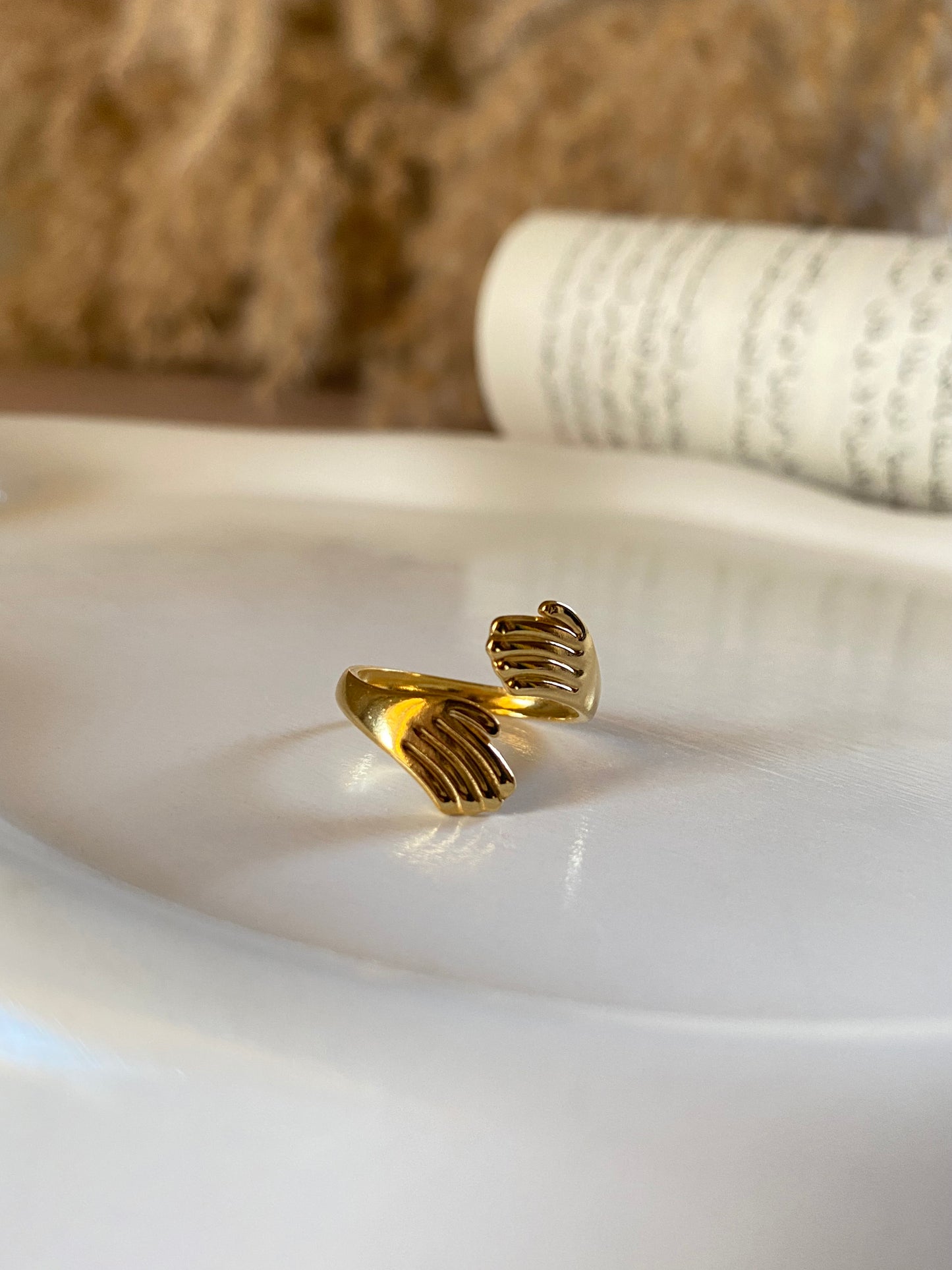Romantic Hug Ring