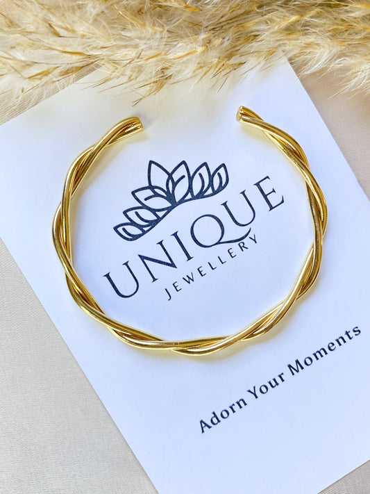 Twisted Bracelet