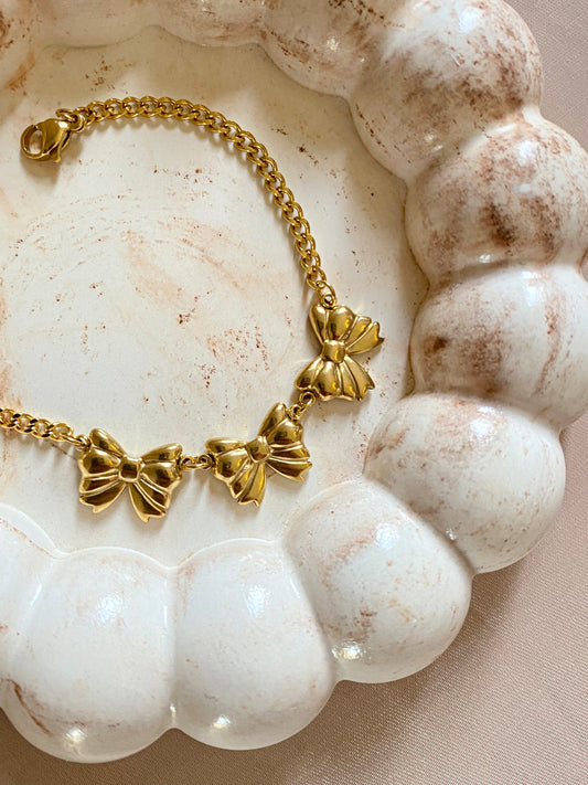Chunky Bow Bracelet