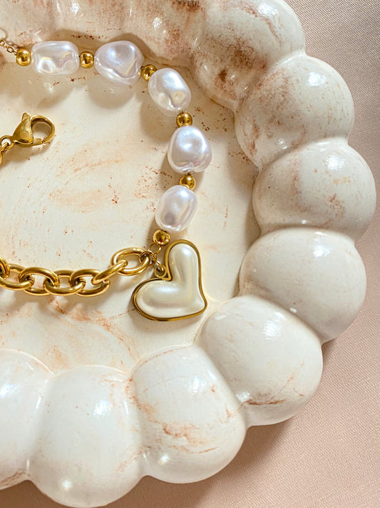 Pearly Heart Bracelet