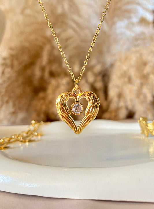 Open Heart Straus Necklace